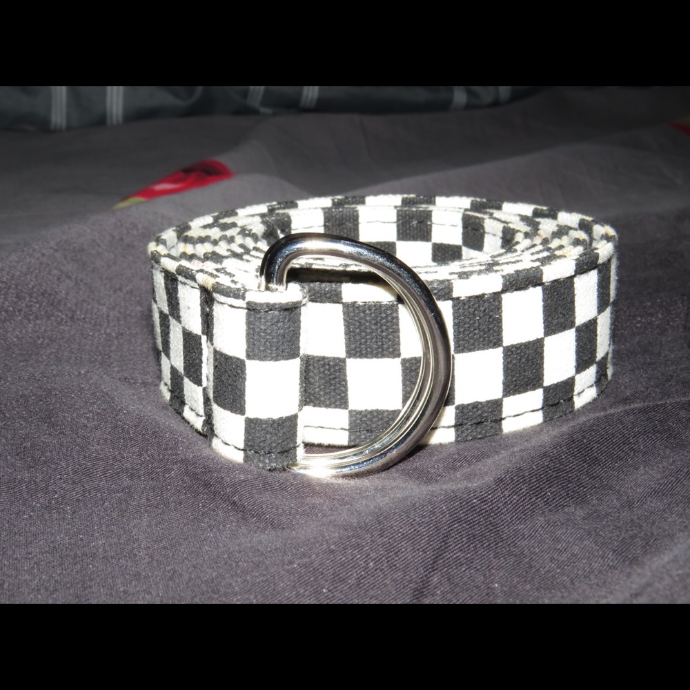 Women’s Checkerd Belt